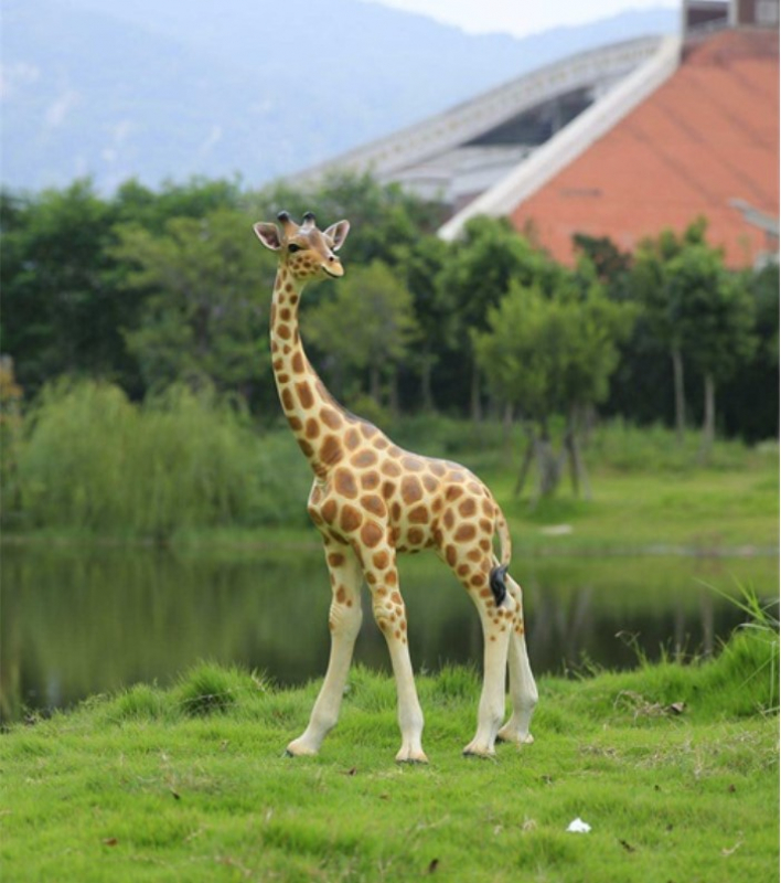 Giraffe, stehend *SELBSTABHOLUNG*